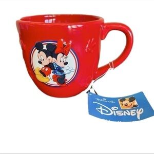 Disney Mickey and Minnie Vintage Hallmark
Mug NWT